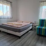 7 Apartmanhaz Apartment