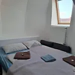7 Apartmanhaz Apartmán *