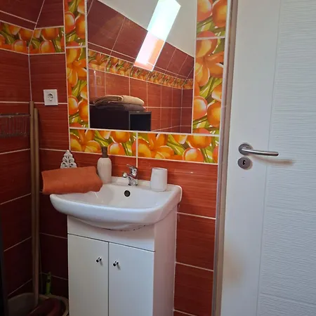 7 Apartmanhaz Apartment