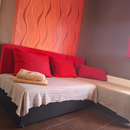 7 Apartmanhaz Apartment *