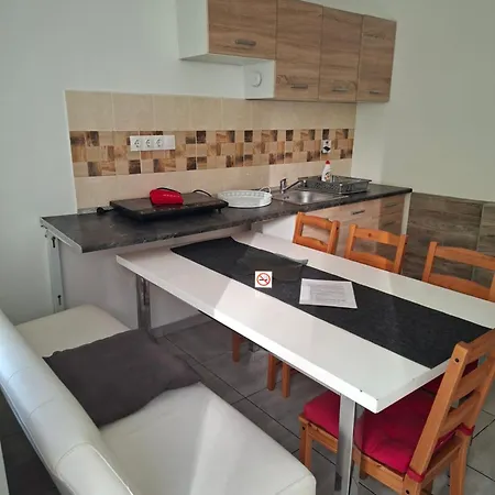 7 Apartmanhaz * Siofok