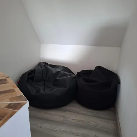 7 Apartmanhaz Apartment *