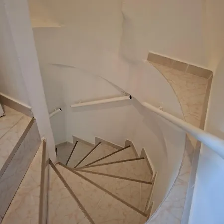 7 Apartmanhaz Apartment Siofok