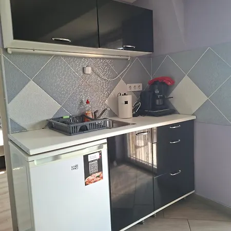 7 Apartmanhaz