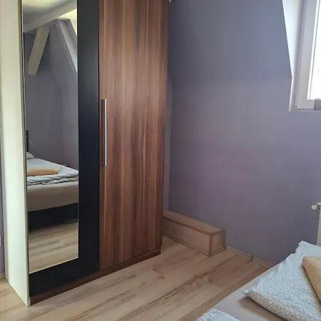 7 Apartmanhaz * Siofok