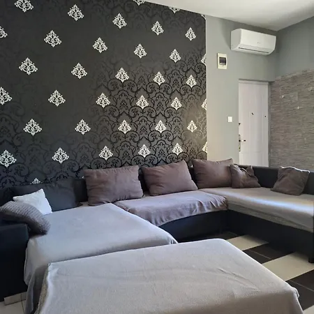 7 Apartmanhaz Siofok