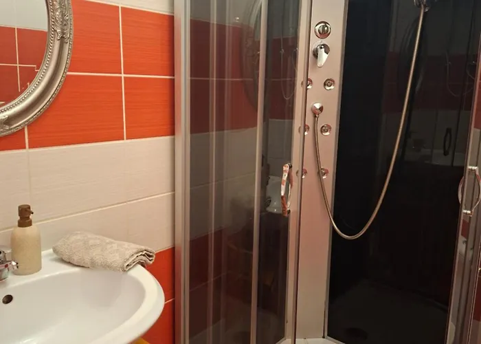 7 Apartmanhaz Шиофок