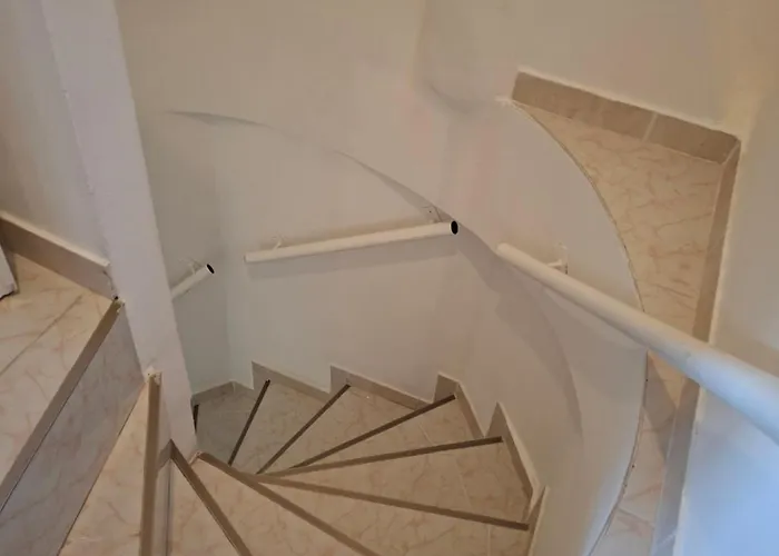 7 Apartmanhaz Апартаменты Шиофок