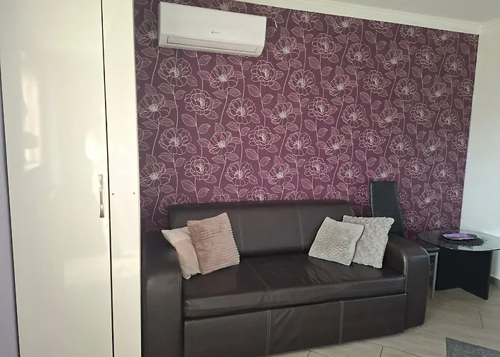7 Apartmanhaz Апартаменты *